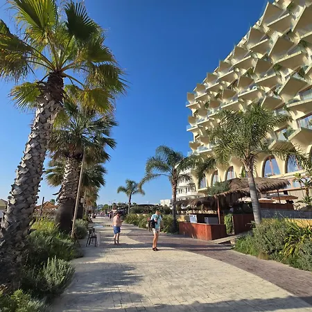 Skura's アパート