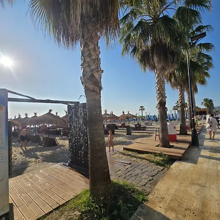 Skura's アパート *